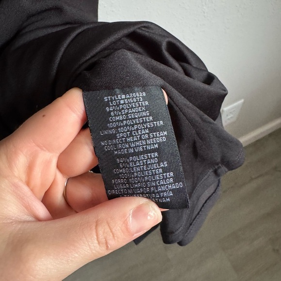 Betsy & Adam Black White Sequin Rosette Bodice Colorblock Sheath Dress Womens 14 - Picture 4 of 7